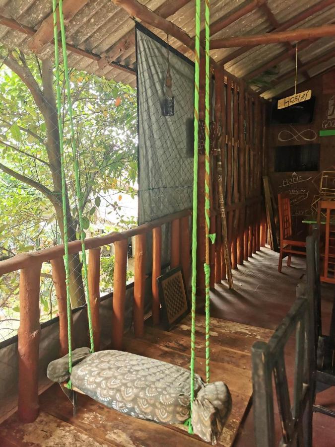 סיגירייה The Traveller'S Hostel & Private Rooms מראה חיצוני תמונה